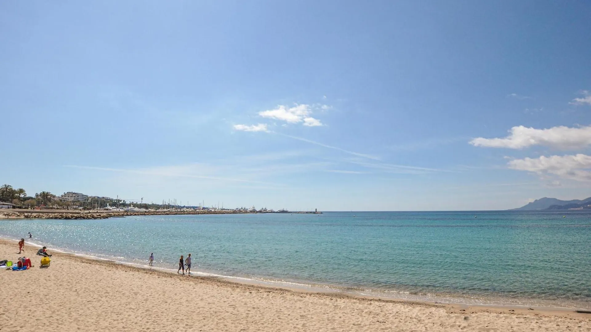 Amazing Apartment In Cannes With Kitchen 0*,